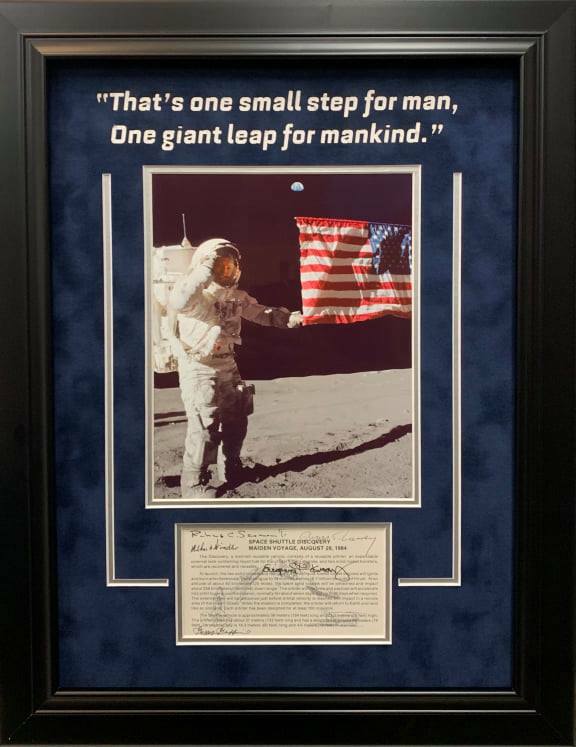 Eugene Gene Kranz & 4 NASA Flight Directors Signed Autograph Photo Display JSA Eugene Gene Kranz & 4 NASA Flight Directors Signed Autograph Photo Display JSA