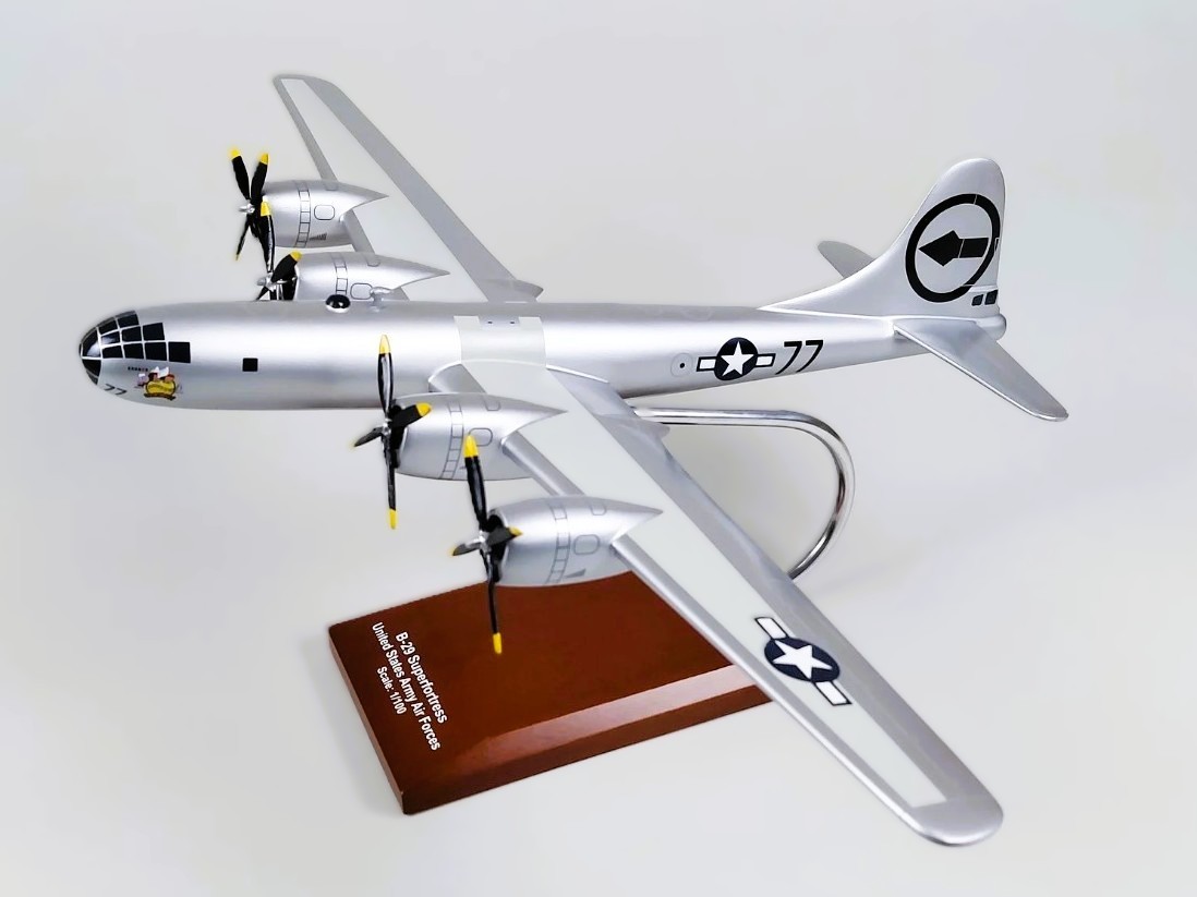 USAAF B-29 Superfortress Bockscar 77 WW2 Desk Top Display Model 1/72 SC Airplane USAAF B-29 Superfortress Bockscar 77 WW2 Desk Top Display Model 1/72 SC Airplane