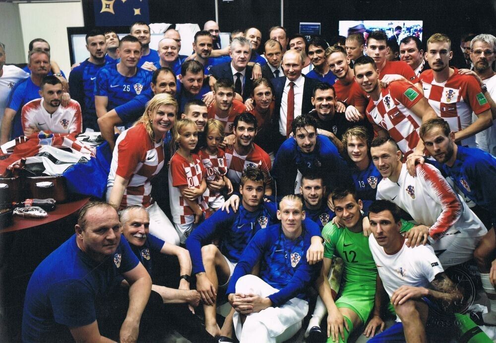 HNS CROATIA - ORIGINAL PRESS PHOTO - WORLD CUP RUSSIA 2018 Putin Modrić Šuker...