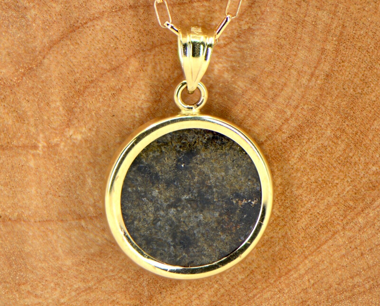 Mars Meteorite Necklace - Genuine Martian Meteorite Jewelry - 14Kt Gold - TOP 