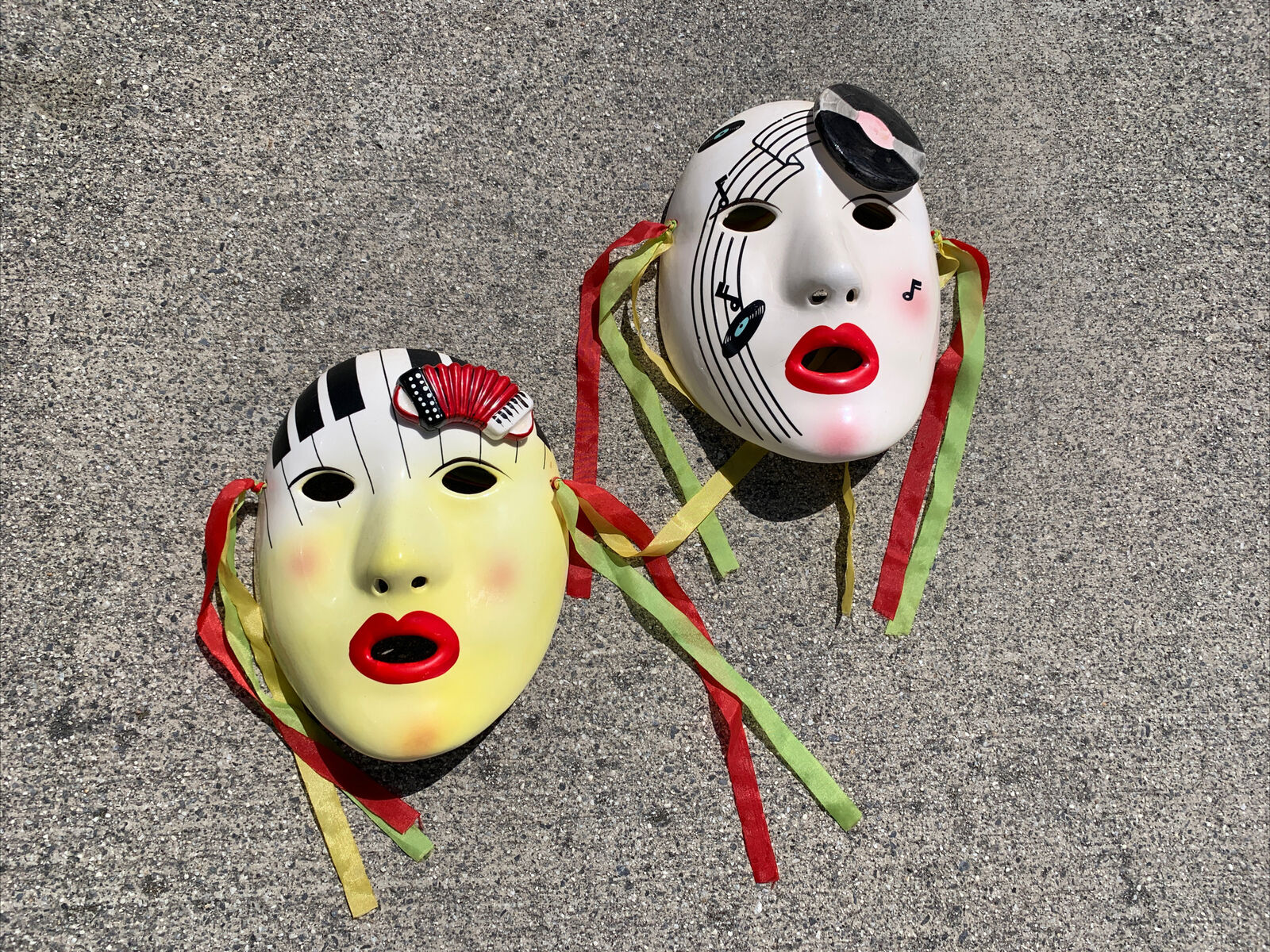 Vintage ONE OF A KIND Jazz Music NEW ORLEANS Mardi Gras Masks SET of 2 ❤️sj11m1