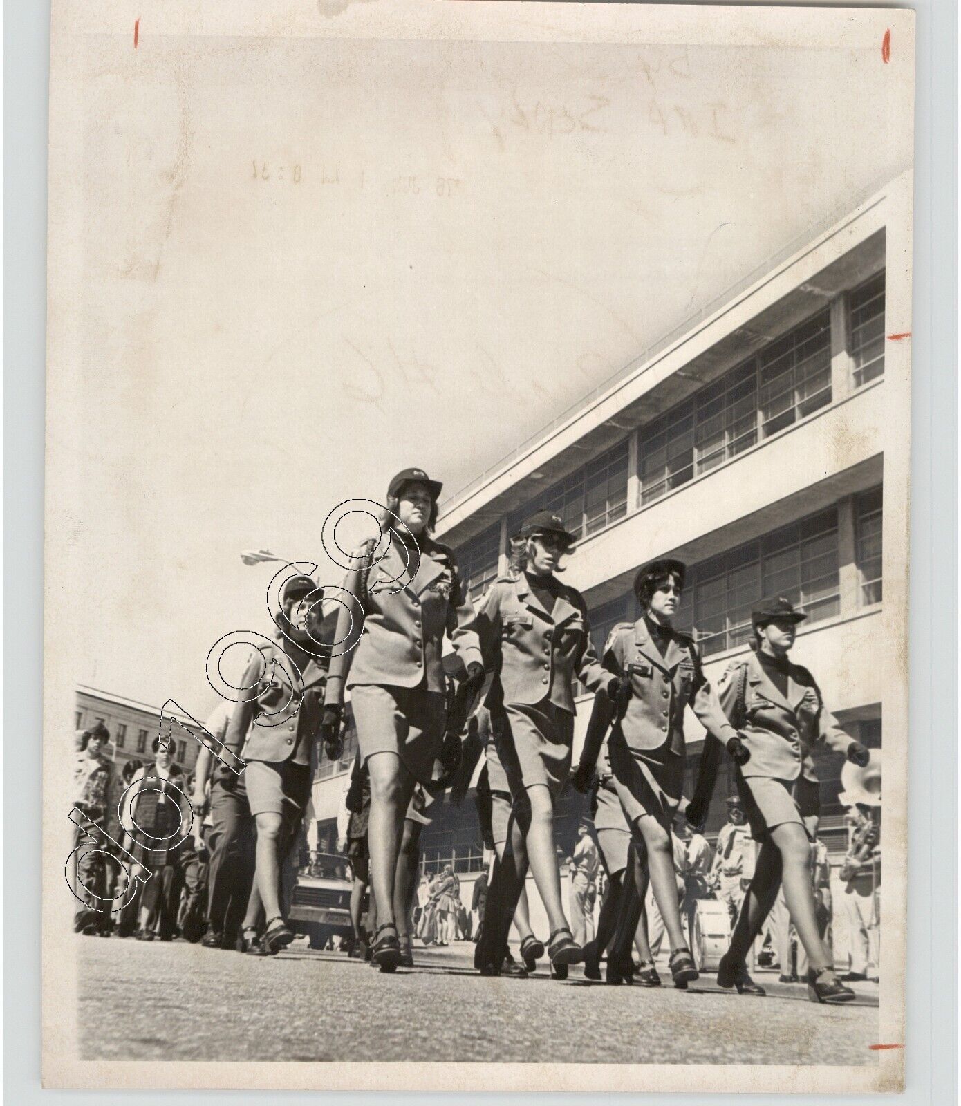 Women ROTC Members March @ MEMORIAL DAY PARADE Military Uniform 1976 Press Photo