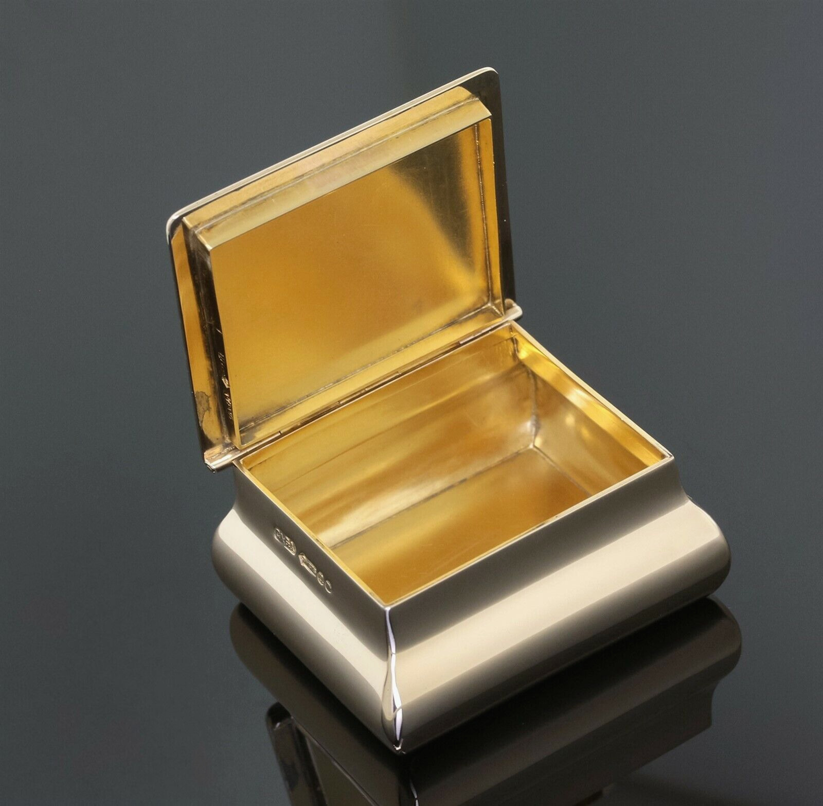 Antique Asprey London Tobacco Snuff or Pill Box/Case 9K Yellow Gold