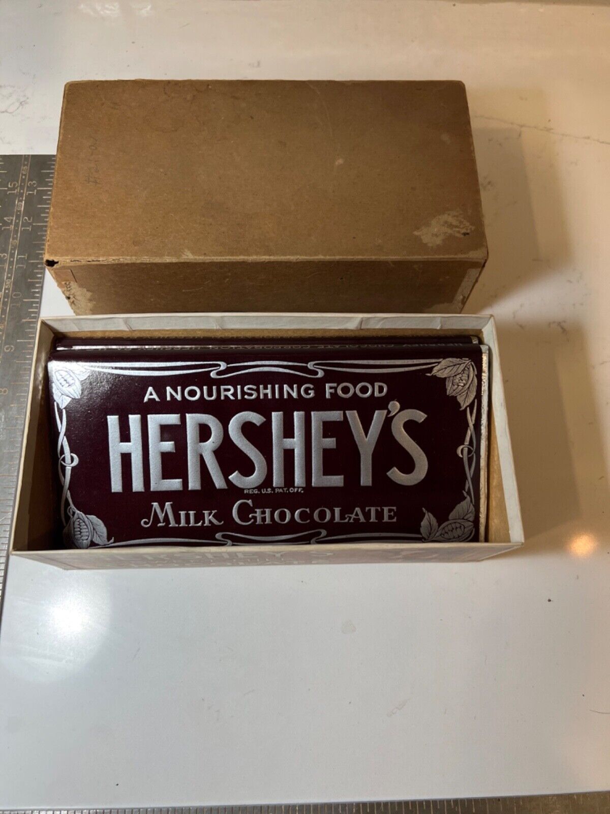 Rare 1928-1935 Hershey Milk Chocolate Dummy Display Bars in Original Box Nice