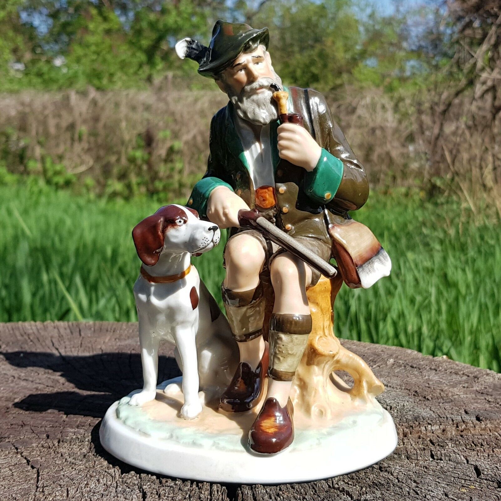 Hunter with dog porcelain figurine Fasold & Stauch Bock Wallendorf ULTRA RARE