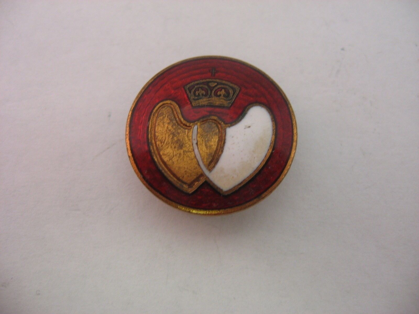 UK British Vintage BLOOD DONOR Badge Button ~ Beautiful Design ~