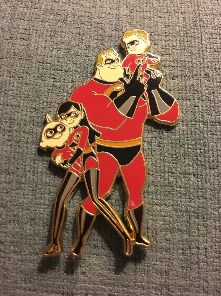 Disney Auctions The Incredibles Father’s Day Pin LE 100