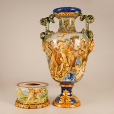 Italian majolica renaissance vase serpentine handles Mythological scene 19th c picture