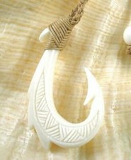 30.5MM HAND-CARVED WATER BUFFALO BONE HAWAIIAN SHARK MAKAU FISH HOOK NECKLACE #3 picture
