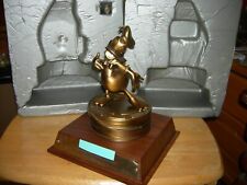 Walt Disney World 40 Year Cast Member Service Award Bronze Donald Duck Statue picture