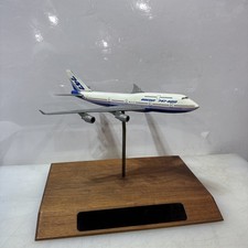 BOEING 747-400 , Scale 1:200 ~ Vintage Manager Desktop Model picture