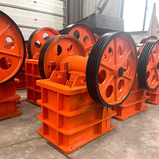 High-efficiencygravel crusher mobile iron ore granite stone crushing jaw crusher picture