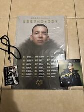 Daddy Yankee Legendaddy final tour Autograph & VIP poster And Badge picture