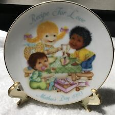 mothers day 1993 recipe for love vintage Avon collectible plate 22k gold Plated picture