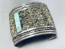 ONE OF THE BIGGEST VINTAGE NAVAJO HEISHI TURQUOISE STERLING SILVER BRACELET picture