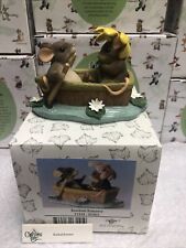 Charming Tails Rowboat Romance 83/301 Rare Cruise Edition w/Sailing Away Lapel picture