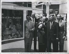 1964 Press Photo Lincoln Foods Day New York Worlds Fair New England Pavilion picture