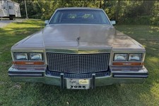 Cadillac Brougham D'Elegance 1987 picture