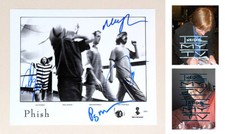 PHISH signed 8x10