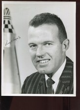 Astronaut Leroy 'Gordon' Cooper Jr Signed NASA 8x10 Photo (Sp Lot 3028) picture
