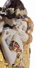 NIB LLadro THE KISS. Golden Luster 01008667 8667. Ships From Spain. STUNNING picture