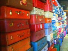 Lot +50 VINTAGE 40s 50s 60s ANTIQUE TWEED LEATHER MAKEUP TRAIN SUITCASE LUGGAGE picture