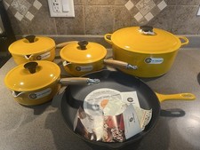 Le Creuset Vintage 1972 BRAND NEW Yellow 9 Pc Set picture