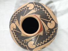 Juan Quezada vase Early 1986-1990 picture