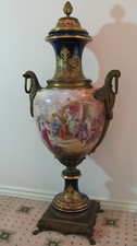 MUSEUM ANTIQE 1771 FRENCH SEVRES PORCELAIN & BRONZE URN VASE picture