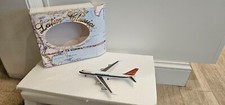 Aeroclassics Viasa B747-273C 1:400 1970s Colors N749WA picture