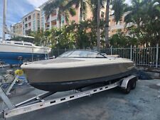 2014 Chris-Craft Capri 21 Runabout with beautiful gold paint and teak decks picture
