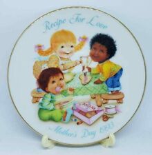 Avon 1993 Mother's Day Plate Recipe for Love Porcelain 22K Gold Trim Stand Box  picture