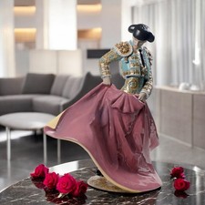Lladró Matador Man Sculpture – Green Outfit | Limited Edition Porcelain 01008730 picture