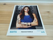 Suits TV Show Autographs Lot To RYAN LOVE MEGHAN MARKLE Xoxo Signature picture