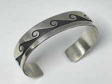 VERY IMPORTANT VINTAGE HOPI CHARLES SUPPLEE STERLING SILVER 1984 BRACELET picture