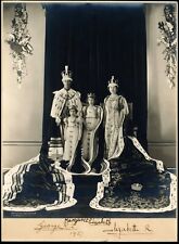 KING GEORGE VI & QUEEN ELIZABETH, PRINCESS ELIZABETH & MARGARET signed photo picture