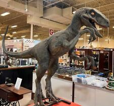 JURASSIC PARK/WORLD Universal Studios Theme Park Prop ~Life Size Velociraptor picture