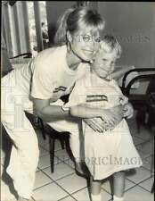 1987 Press Photo Pat Klous & Son Davey at Mothers Day Celebrity Waiters Brunch picture