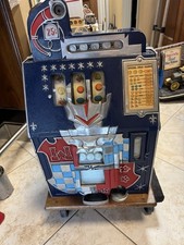 Vintage Mills 25c Double Jackpot Slot Machine Restored Condition Gold Leaf sides picture