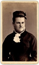Antique CDV Circa 1870s J. K. Sutterley Gorgeous Lady in Dar Wilmington, Delawar picture