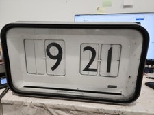 Solari Udine Cifra 12 Clock by Gino Valle Made in Italy, 60s MCM, Please Read picture
