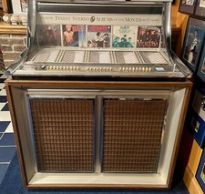 1961 SEEBURG STEREO LP CONSOLE 160 SELECTIONS JUKEBOX MODEL LPC-SEE DESCRIPTION picture