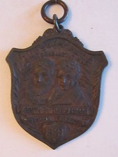 1921 HUDSON-FULTON COLUMBIA UNIVERSITY ASSOC. OF ALUMNI MEDAL/BADGE - TUB RRR picture