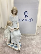 LLADRO Bedtime Story Porcelain Figurine Mother & Child Vintage picture