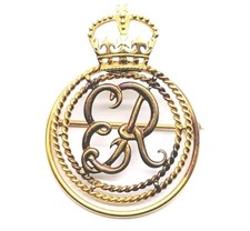 Queen Elizabeth II Royal Presentation Brooch Gubelin 18K Gold British Royalty UK picture