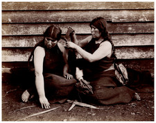 Odber Heffer, Chile, Mapuche Women Peinandose Vintage Albumen Print Tirage a picture