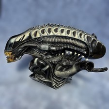 Alien figure life-size 1/1 bust A very valuable item picture