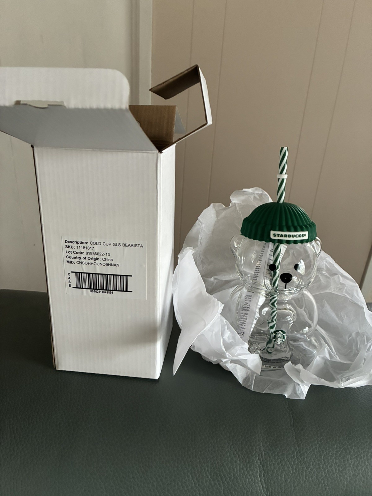 Starbucks 2025 Bearista Bear Viral Glass Cup Limited Edition AUTHENTIC IN BOX Starbucks 2025 Bearista Bear Viral Glass Cup Limited Edition AUTHENTIC IN BOX