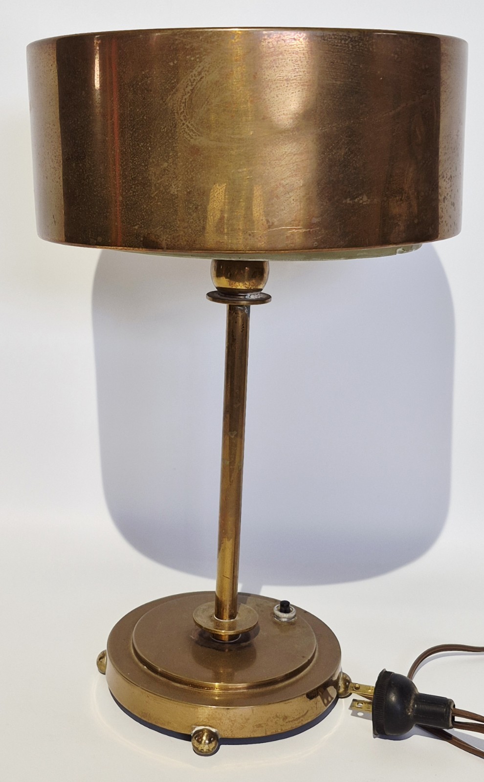 Art Deco 1930s 40s Machine Age Brass & Glass Side Table / Desk Modernist Lamp Art Deco 1930s 40s Machine Age Brass & Glass Side Table / Desk Modernist Lamp