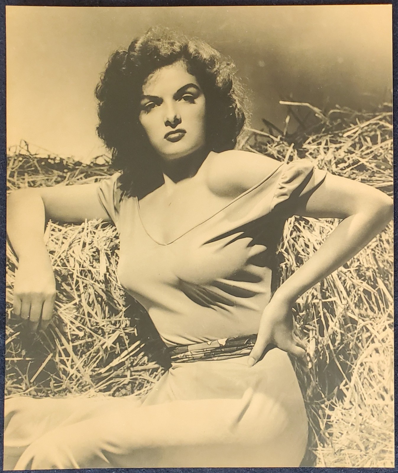 1942 Jane Russell The Outlaw George Hurrell Howard Hughes Hollywood 8x10 Photo 1942 Jane Russell The Outlaw George Hurrell Howard Hughes Hollywood 8x10 Photo